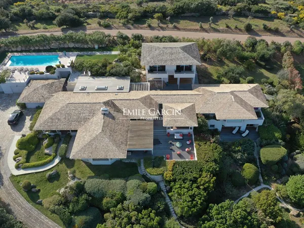 Propriété de prestige à louer à Bonifacio, dans le Domaine de Sperone