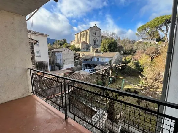 Appartement 6 pièces 127 m²