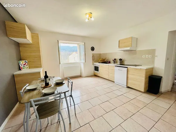 Grand t3 meublé 90m2 jardin vue dégagée