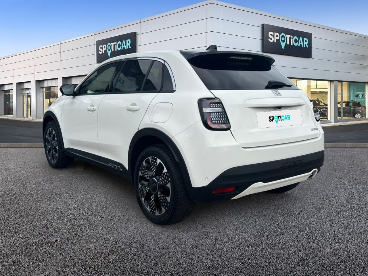 Fiat 600 1.2 hybrid 100ch dct6 la prima — photo 7