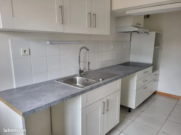 Maison F4 à louer