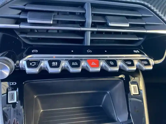 Peugeot 208 100 s&amp;s bvm6 — photo 6