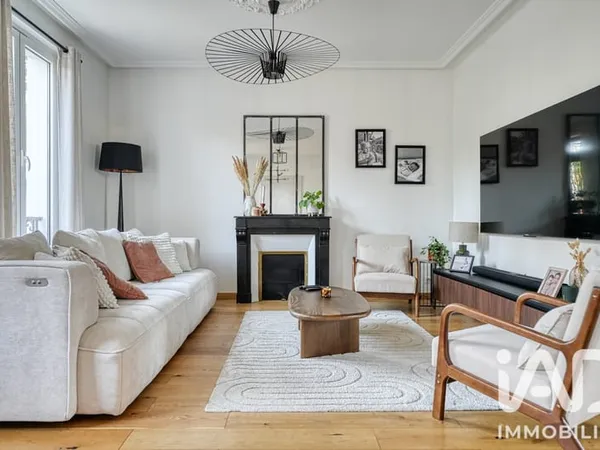 Maison 6 pièces 145 m²