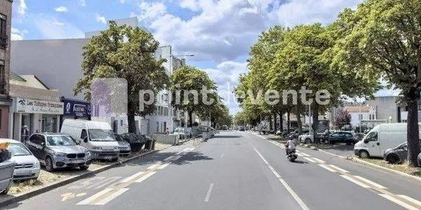 Local commercial 405 m²