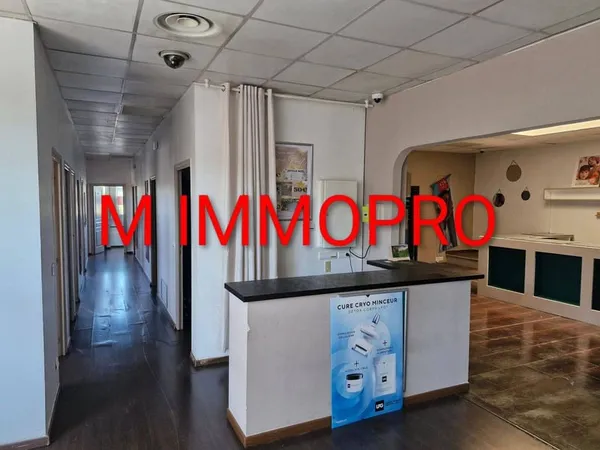 Bureaux 260 m²