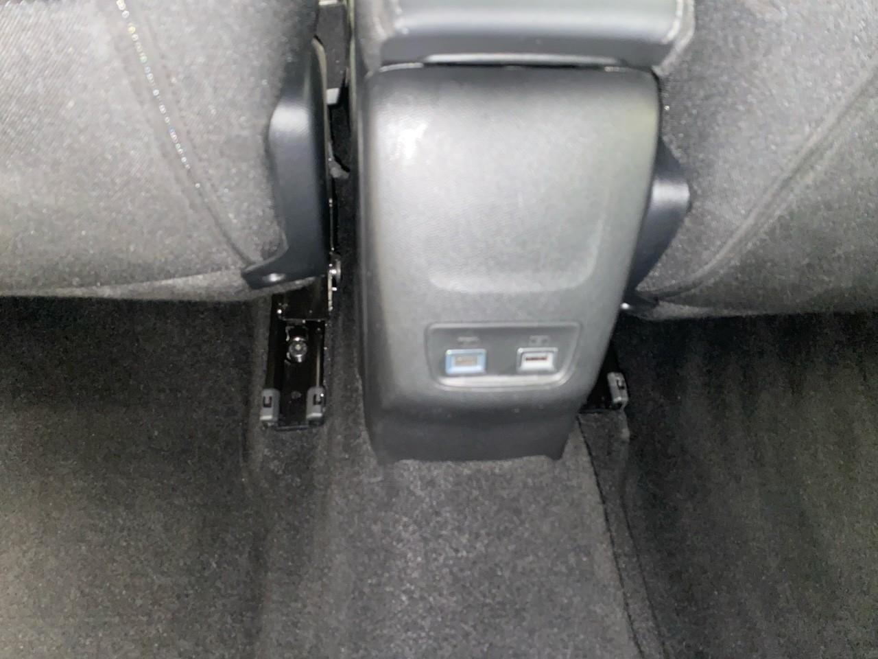 Peugeot 208 hybrid 110 ch e-dcs6 allure — photo 23
