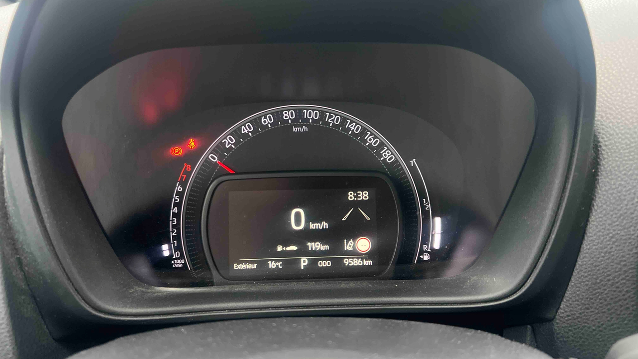 Toyota Aygo X 1.0 VVT-i 72 S-CVT — photo 17