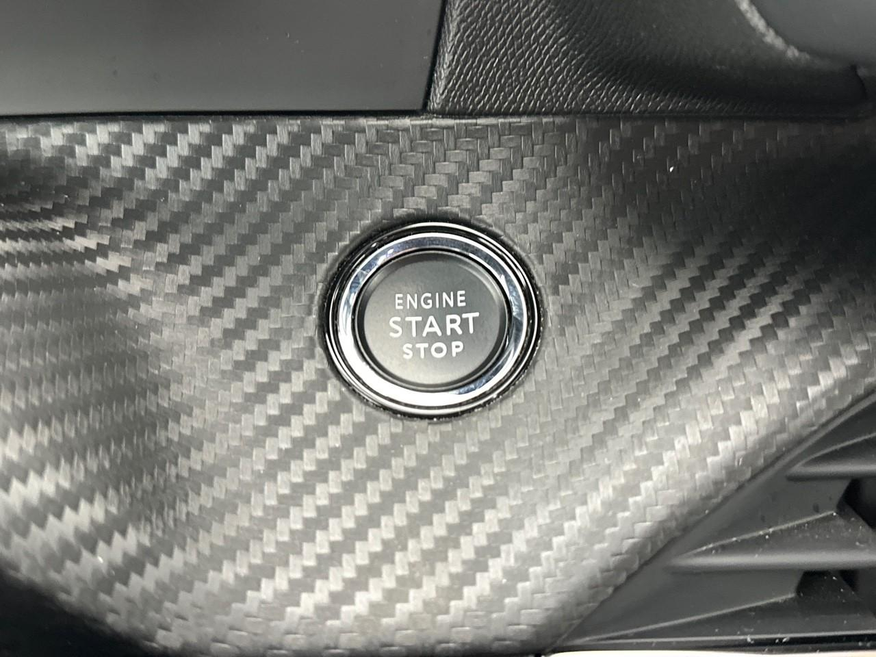 Peugeot 208 puretech 100 s&s bvm6 gt pack — photo 26