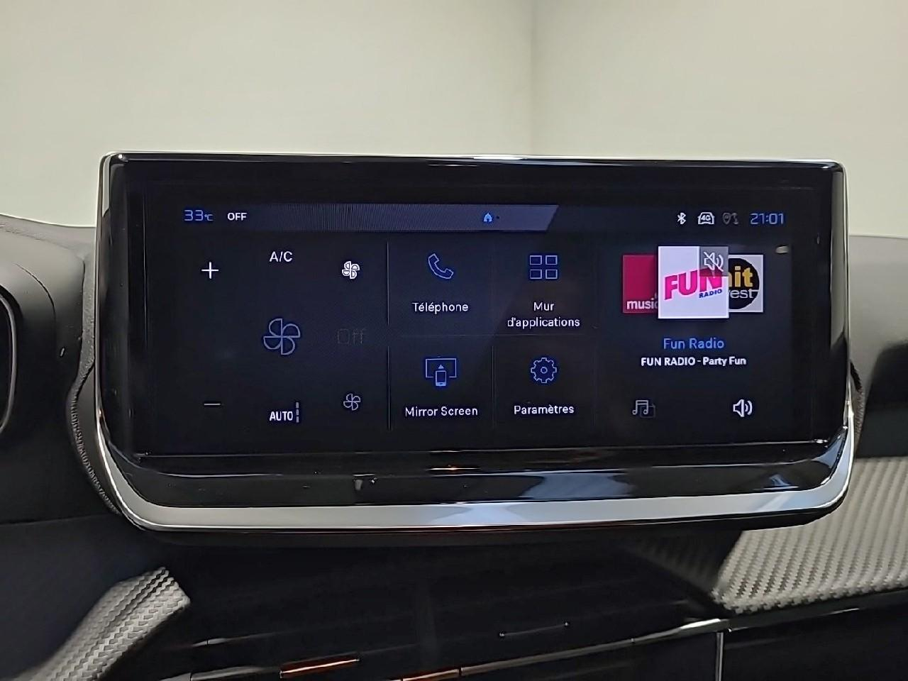Peugeot 208 hybrid 100 e-dcs6 allure — photo 11