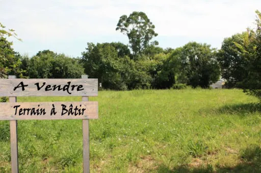 Terrain 1000 m²