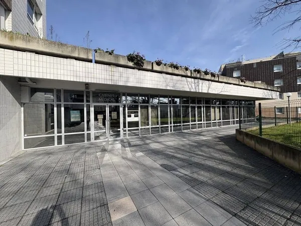 Boutique 2 pièces 279 m²