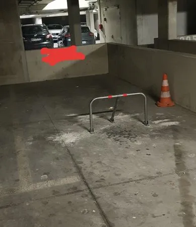 Place de parking securisée / Garage