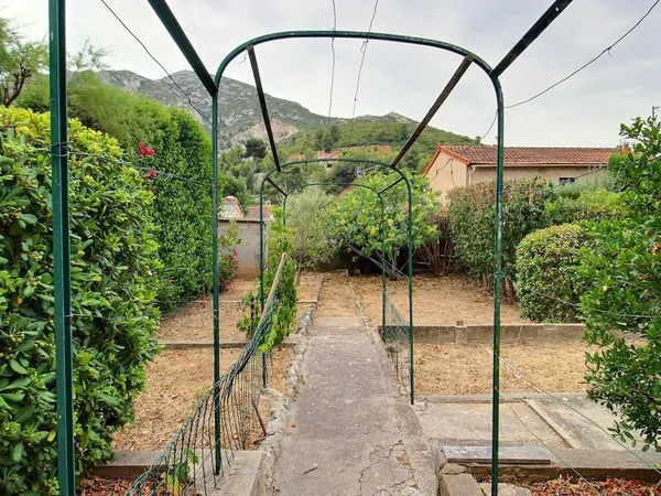 Maison 2 pièces 86 m²