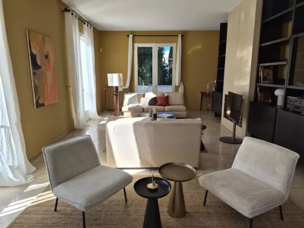 Maison 276 m²