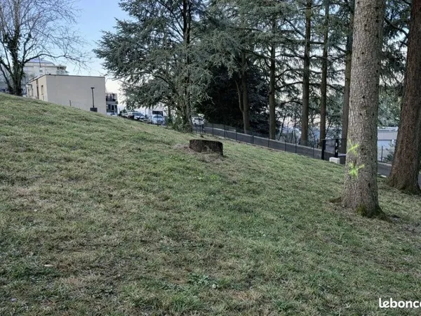 Terrain 790 m² Saint-Héand