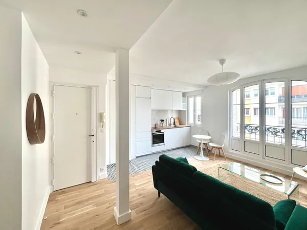 Loue appartement 2 pièces rue de la Convention, Paris 15ème - 37m²