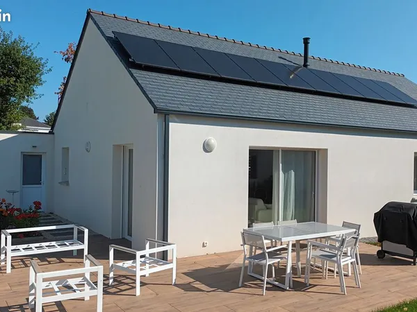 Maison récente avec charges énergétiques très faibles