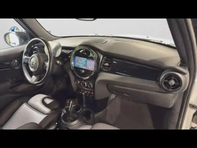 Mini Mini 5 portes cooper 136ch edition premium plus bva7 — photo 9