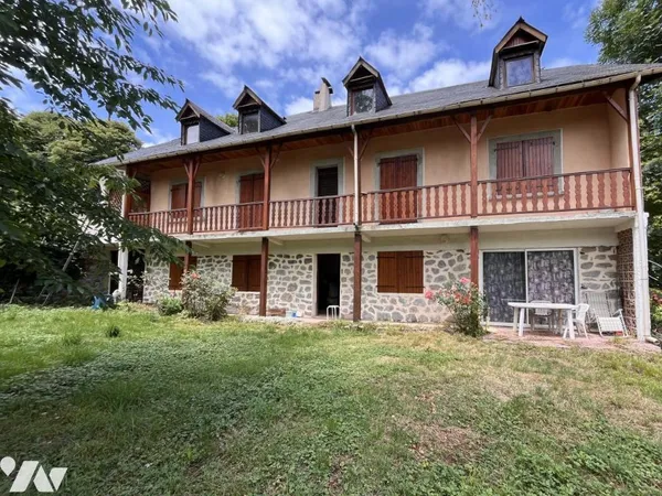 Maison 312 m²