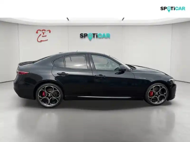 Alfa Romeo Giulia 2.2 diesel 160ch veloce at8 — photo 23
