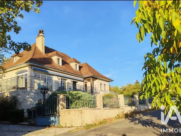 Maison 5 pièces 130 m²