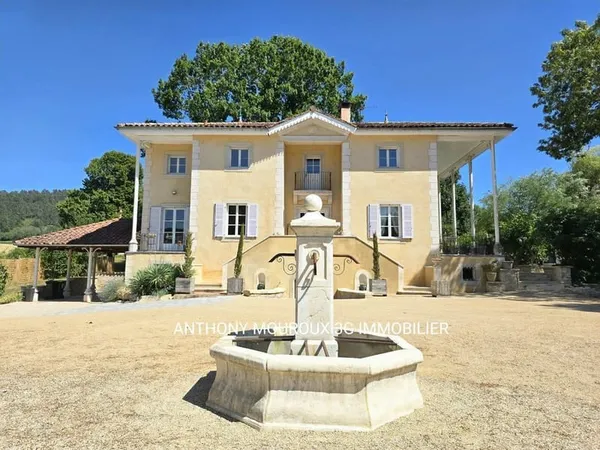 Maison bourgeoise 7 pièces
