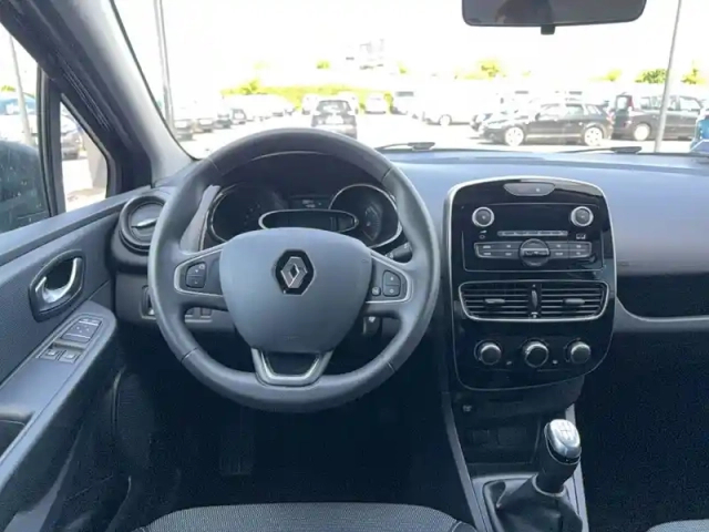 Renault Clio 1.2 16v 75 — photo 17