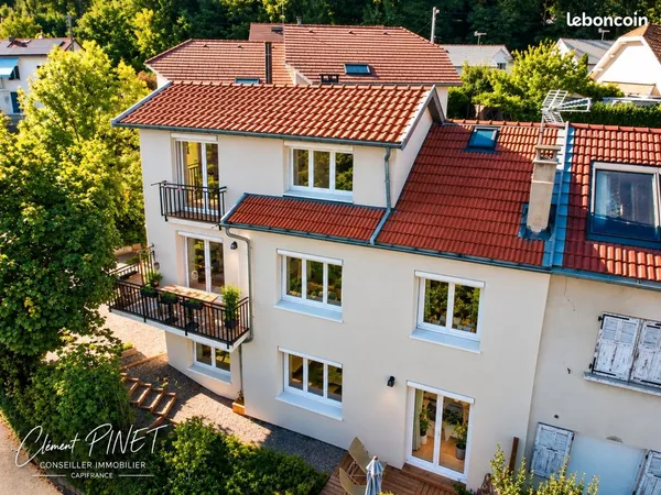 Maison 5 pièces 151 m²