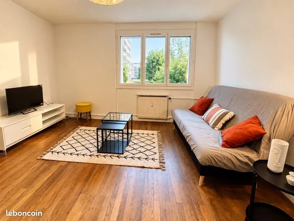 Chambre meublée en Colocation Dispo de suite