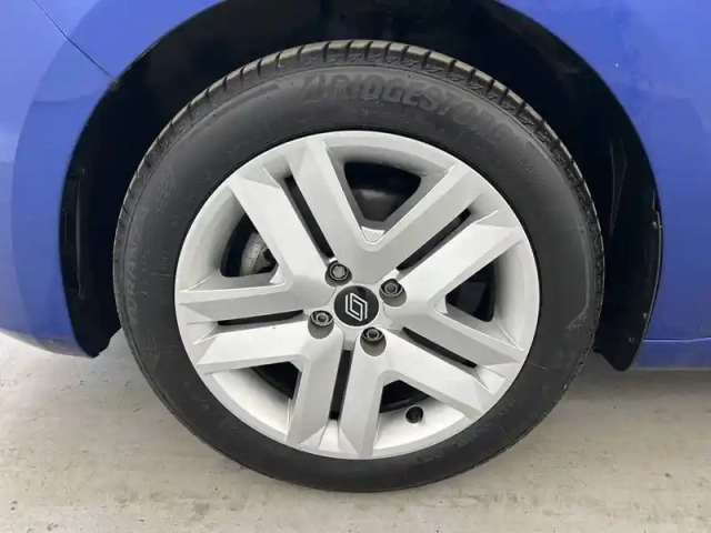 Renault Clio blue dci 100 ch gsr2 — photo 28