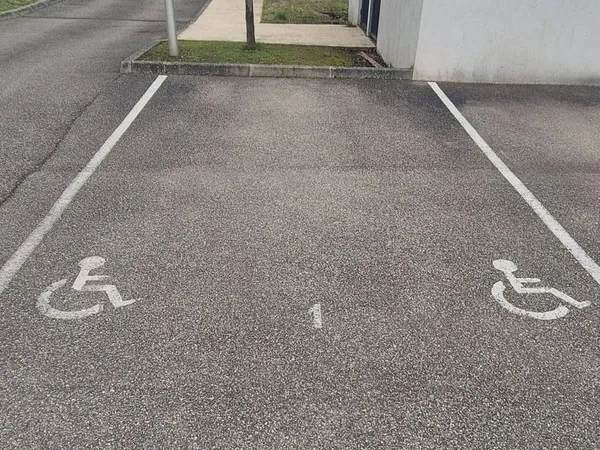 Parking 17 m²