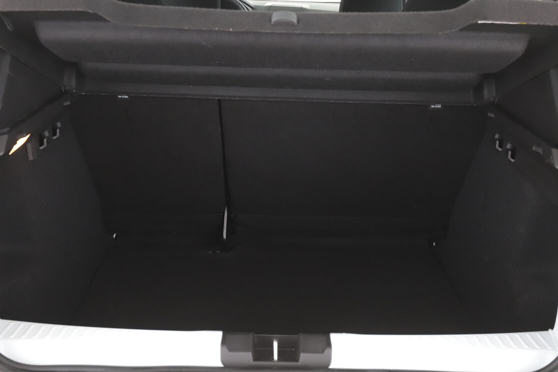 Dacia Sandero 1.0 SCe Essential — photo 16