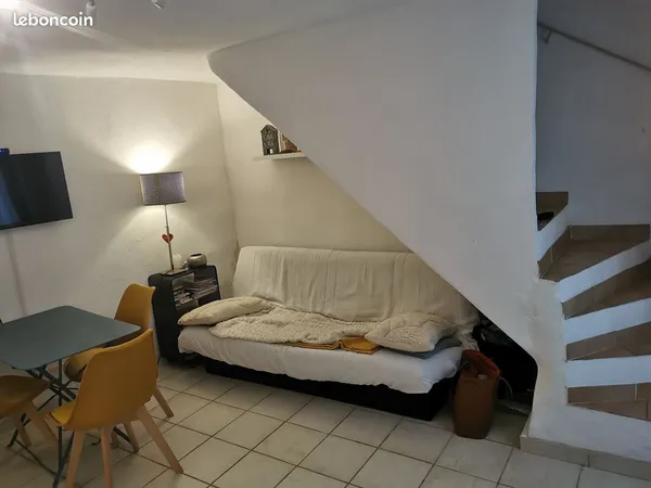 Charmante Maison de village Meublée 40m2 toute Equipée ,Proche de toute Commodité