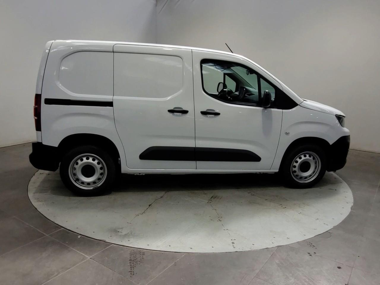 Peugeot Partner fourgon m 950 kg bluehdi 100 s&s bvm6 — photo 6