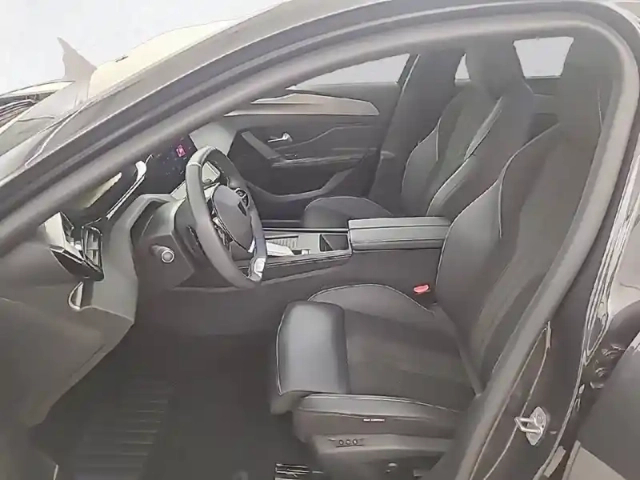 Peugeot 408 puretech 130 ch s&amp;s eat8 — photo 11