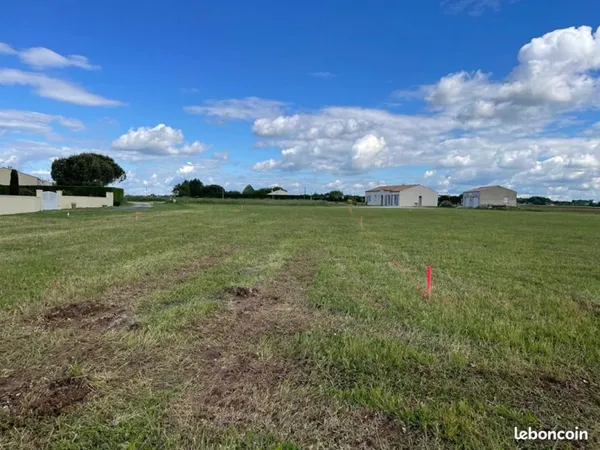 Terrain 8 994 m² Archingeay