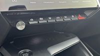 Peugeot 308 1.2 PureTech 130ch S&S GT EAT8 — photo 15