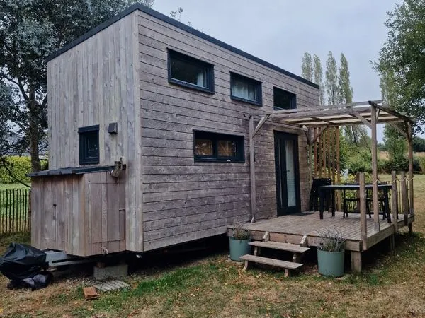 Tiny house