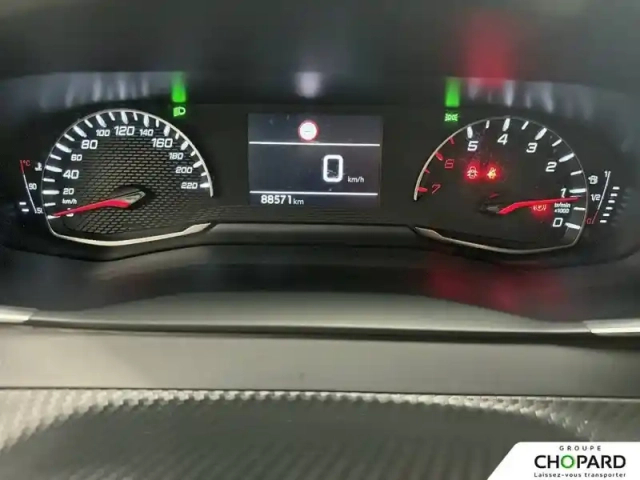 Peugeot 208 puretech 75 s&amp;s bvm5 — photo 17