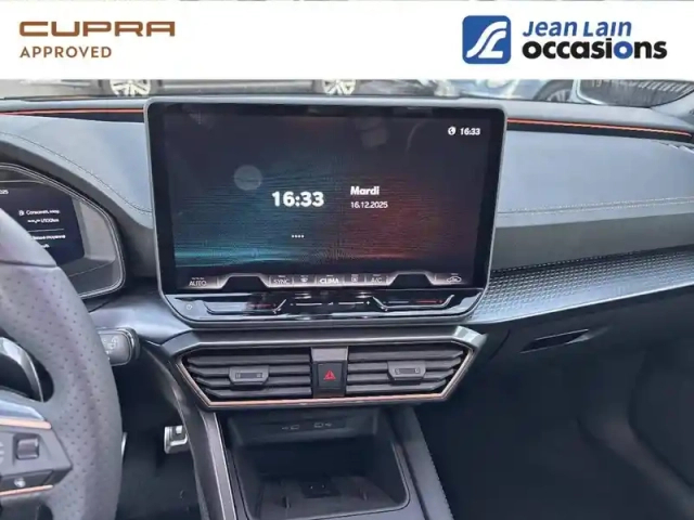 Cupra Leon sportstourer 1.5 etsi hybrid 150 ch dsg7 — photo 55