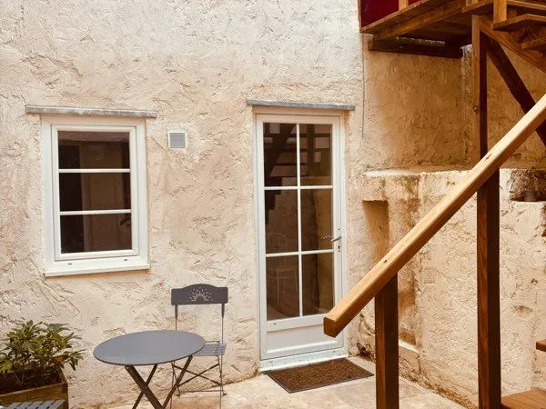 "La Petite Perle" : Appartement meublé en plein coeur de ville - Entièrement rénové