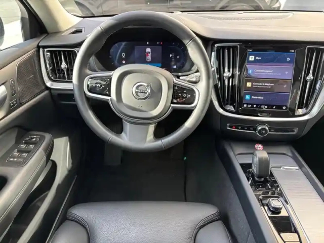 Volvo V60 micro hybride essence b4 197 ch dct7 — photo 19