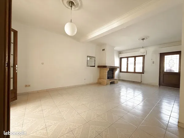 Maison 3 pièces 105 m²