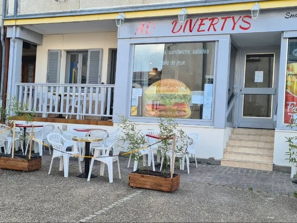 Local commercial équipé snack