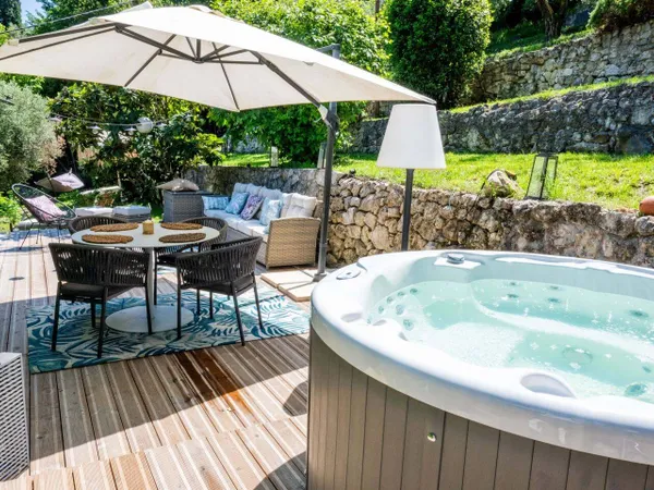 Maison 11 pièces 181 m²