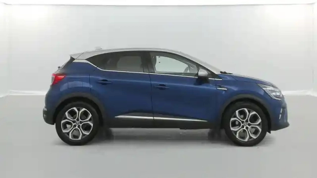 Renault Captur blue dci 115 edc — photo 15