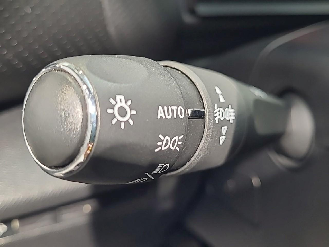 Citroën C4 puretech 130 s&s bvm6 feel pack — photo 24