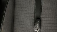Peugeot 2008 1.2 PureTech 130ch S&S Allure Pack EAT8 — photo 16