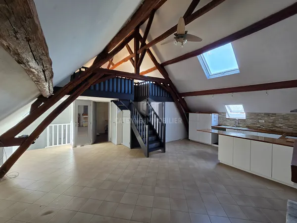 Appartement en duplex - Centre ville Crépy en Valois