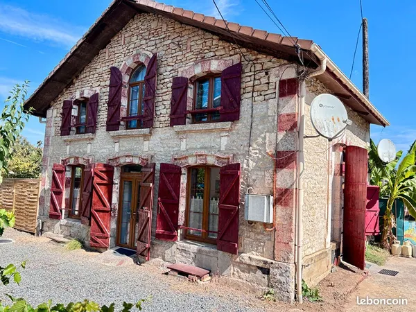 Propriété 5 pièces 87 m²
